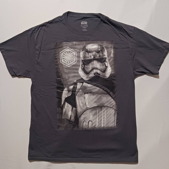 Star Wars Other - Star Wars Storm Trooper Glitchy Lines Artistic Graphic T-Shirt Men's Large